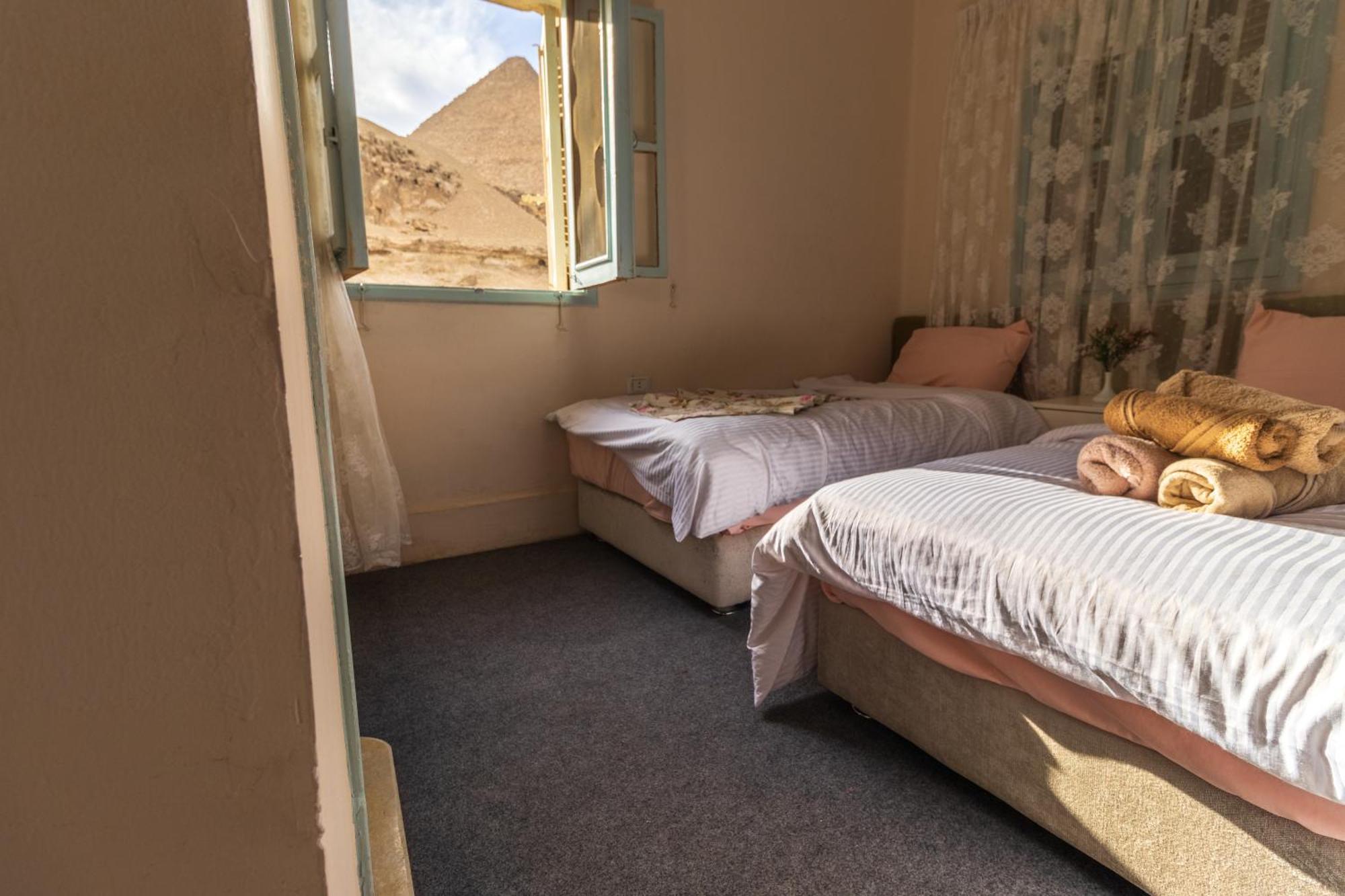 The Grand Pyramids View Hotel Kafrat al Jabal Phòng bức ảnh