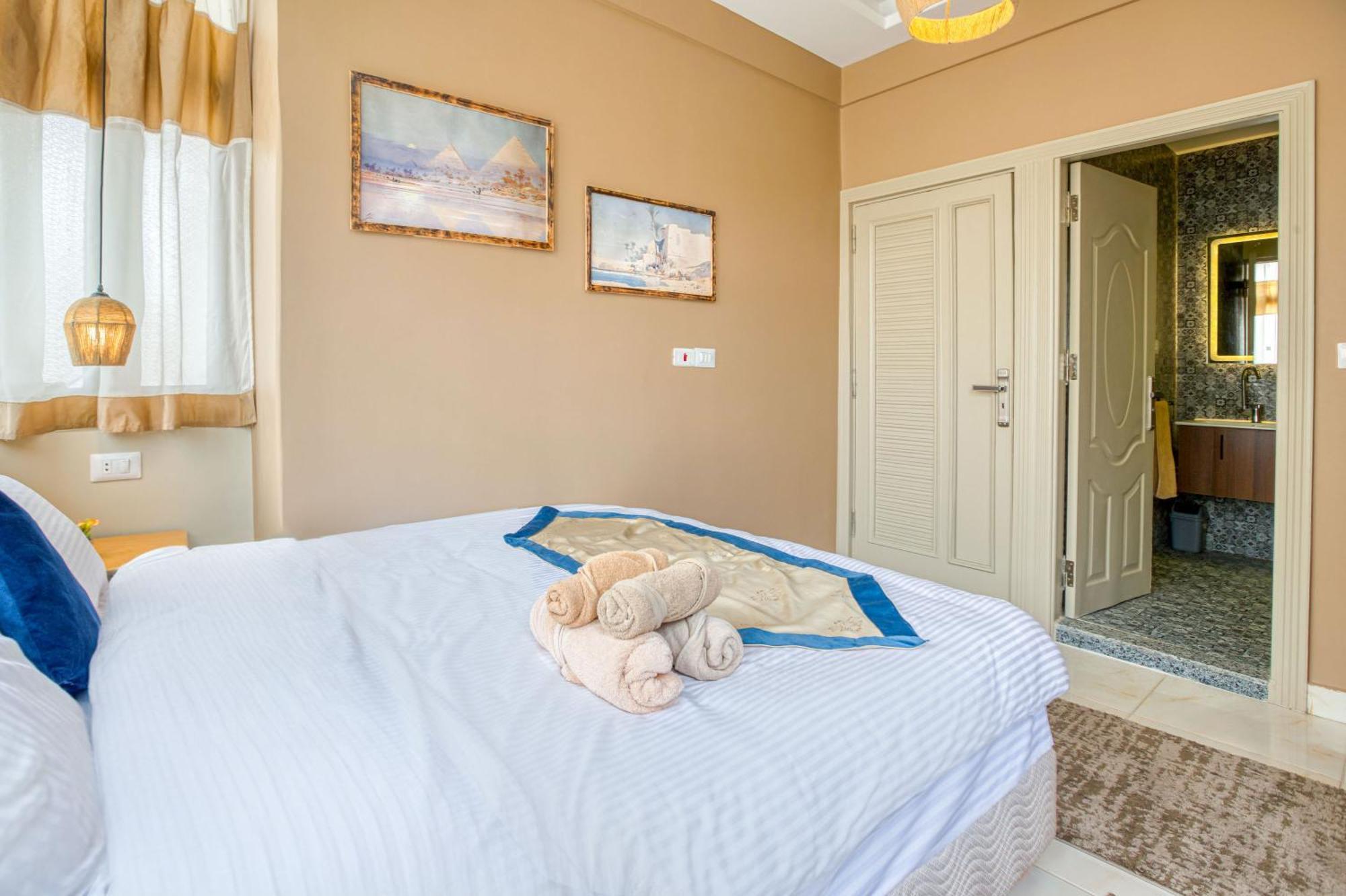 The Grand Pyramids View Hotel Kafrat al Jabal Phòng bức ảnh